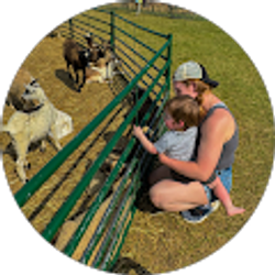 Profile photo of Ellie Marie