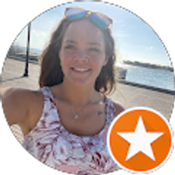 Profile photo of Ashley Bates