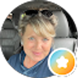 Profile photo of Shelley Quick