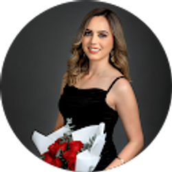 Profile photo of Ana Claudia Ortiz