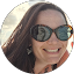 Profile photo of Amanda Numbers