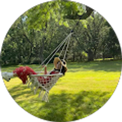 Profile photo of suri yoon