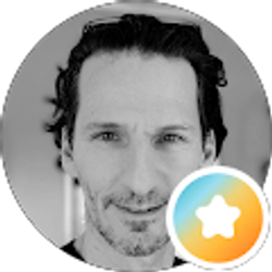 Profile photo of Oliver Scholz