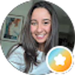 Profile photo of Jennifer Campanha