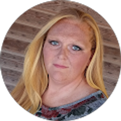 Profile photo of Brandi Holloway