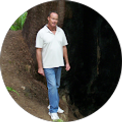 Profile photo of Dan Lange