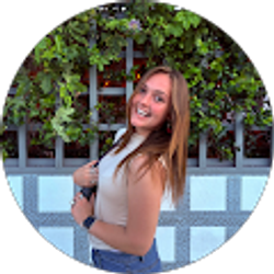 Profile photo of ellie thomas