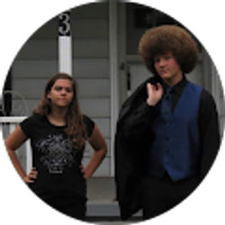 Profile photo of Kelly Raymond