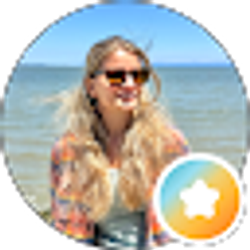 Profile photo of Nicki Hill