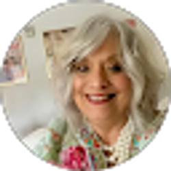 Profile photo of Kelly Springman