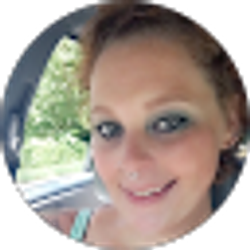 Profile photo of Leslie T