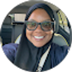 Profile photo of Nahlah Young