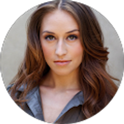 Profile photo of Courtney Becht