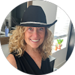 Profile photo of Linda Webb