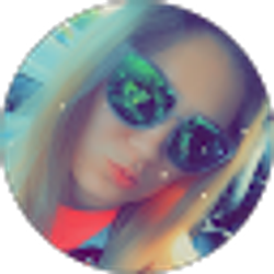 Profile photo of Mollie King