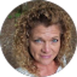 Profile photo of Shawna Johnson
