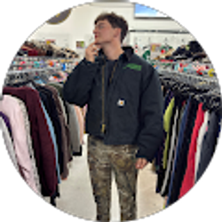 Profile photo of Alex Allee