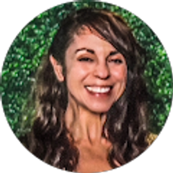 Profile photo of Jennifer Breslin