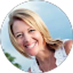 Profile photo of Cynthia Wallis
