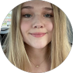 Profile photo of Lilly Merrill