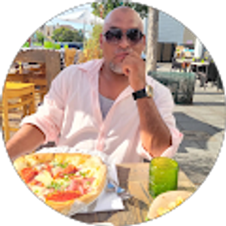 Profile photo of Jorge Pasillas