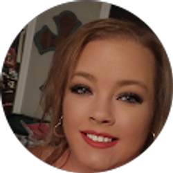 Profile photo of Stephanie Holbrooks