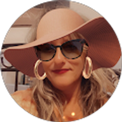 Profile photo of Kelly Fleming