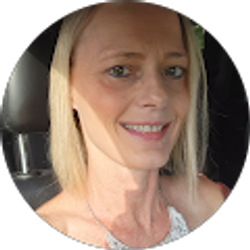 Profile photo of Rebecca
