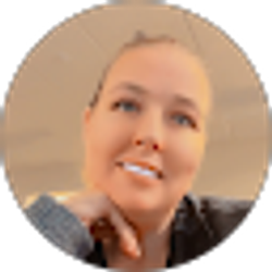Profile photo of Jacquelyn Hoskinson