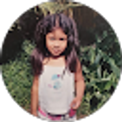 Profile photo of Mia :]