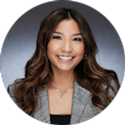 Profile photo of Victoria De Leon