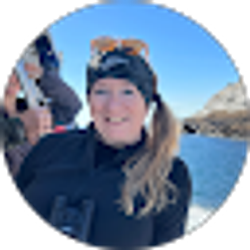 Profile photo of Lynn Moon