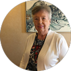 Profile photo of Elaine Graybeal