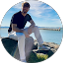 Profile photo of Zach Fine