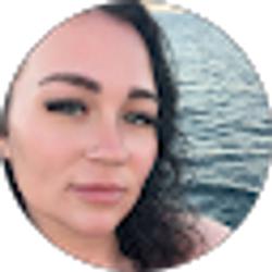 Profile photo of Ashley Love