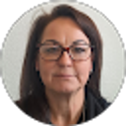 Profile photo of Lindi De Villiers Burgers