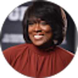 Profile photo of stephanie Oaks