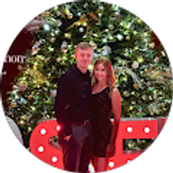 Profile photo of Jenna Park