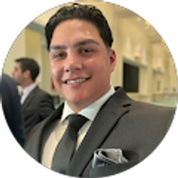 Profile photo of Enrique Casimiro