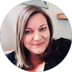 Profile photo of Kelly with the Plans