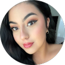 Profile photo of Yadira Compuzano