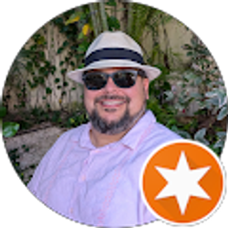 Profile photo of Daniel Flores