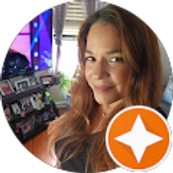 Profile photo of EVELYN MENDOZA