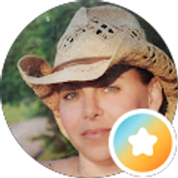 Profile photo of Tina Hughes
