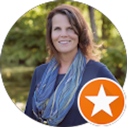 Profile photo of Laura Youngwerth