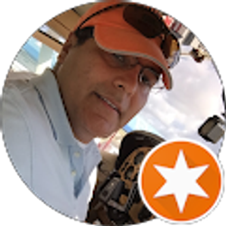 Profile photo of Samuel Vivas