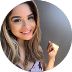 Profile photo of Alexis