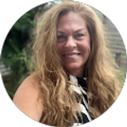 Profile photo of Dana Theriault