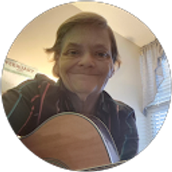 Profile photo of Evelyn Papadiskos