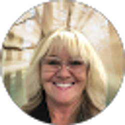 Profile photo of Dina Thornton